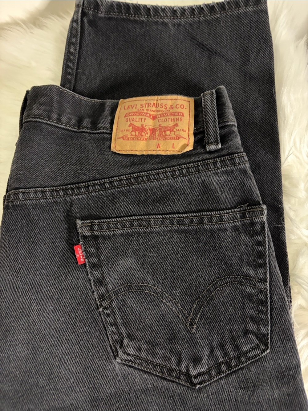 LEVI’S 550 Relaxed Fit Black Denim Jeans SIZE 36 x 34